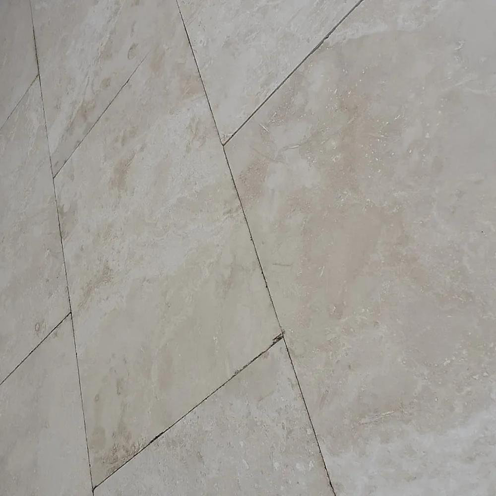 Carrelage en travertin adouci rebouché PREMIUM | 60 cm x 40 cm x 1 – 2 cm – Vendu au m²