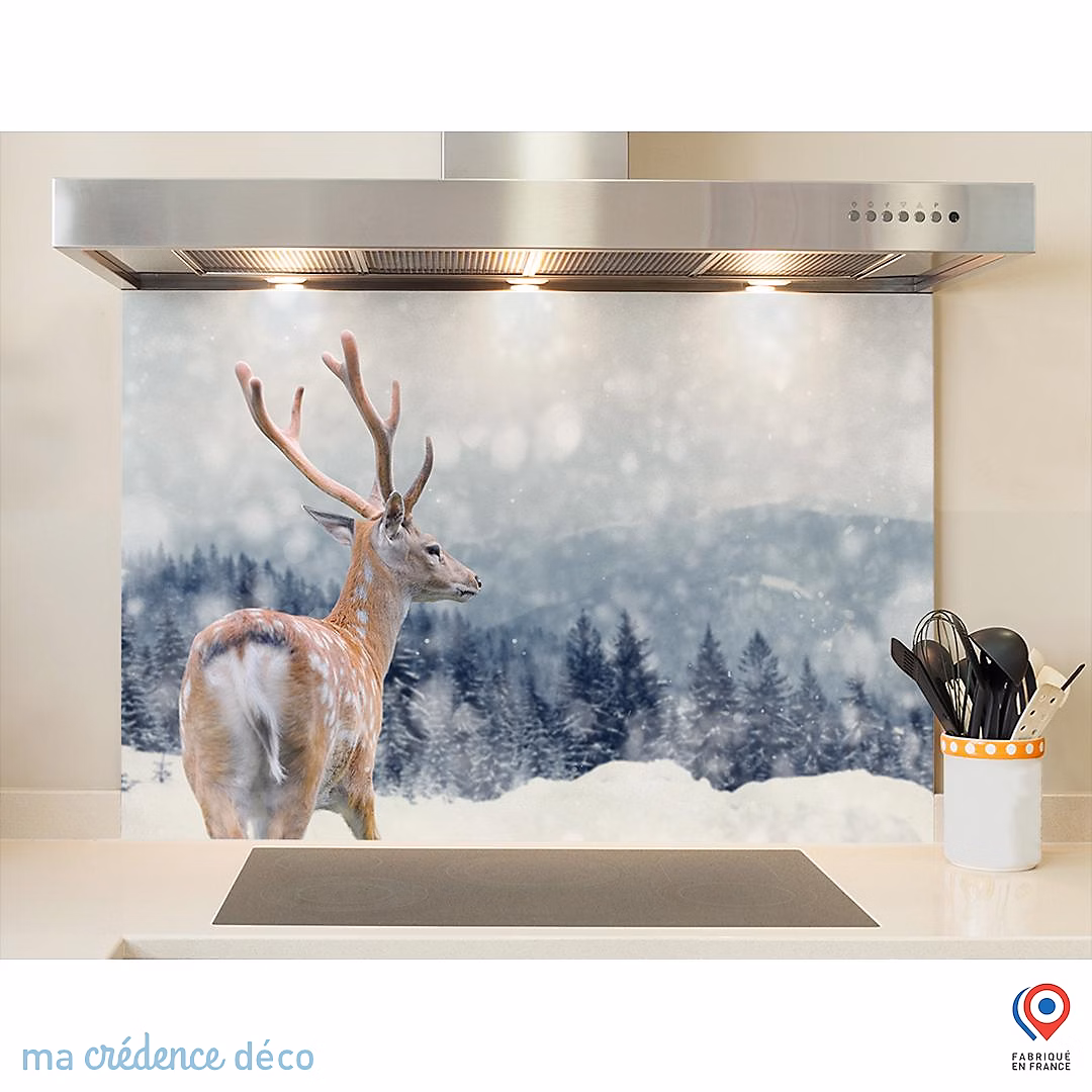 Crédence cuisine fond de hotte Cerf en hiver – Verre trempé | L 90 cm x H 70 cm | MaCrédenceDéco