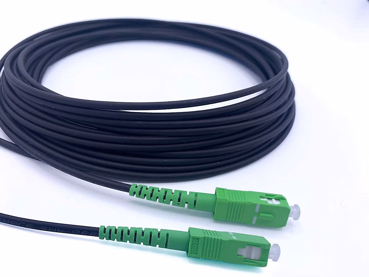 Elfcam – Fibre Optique 50m (Noir, Blindé Acier), SC/APC-SC/APC, OS2 Monomode, Étanche, Int./Ext.
