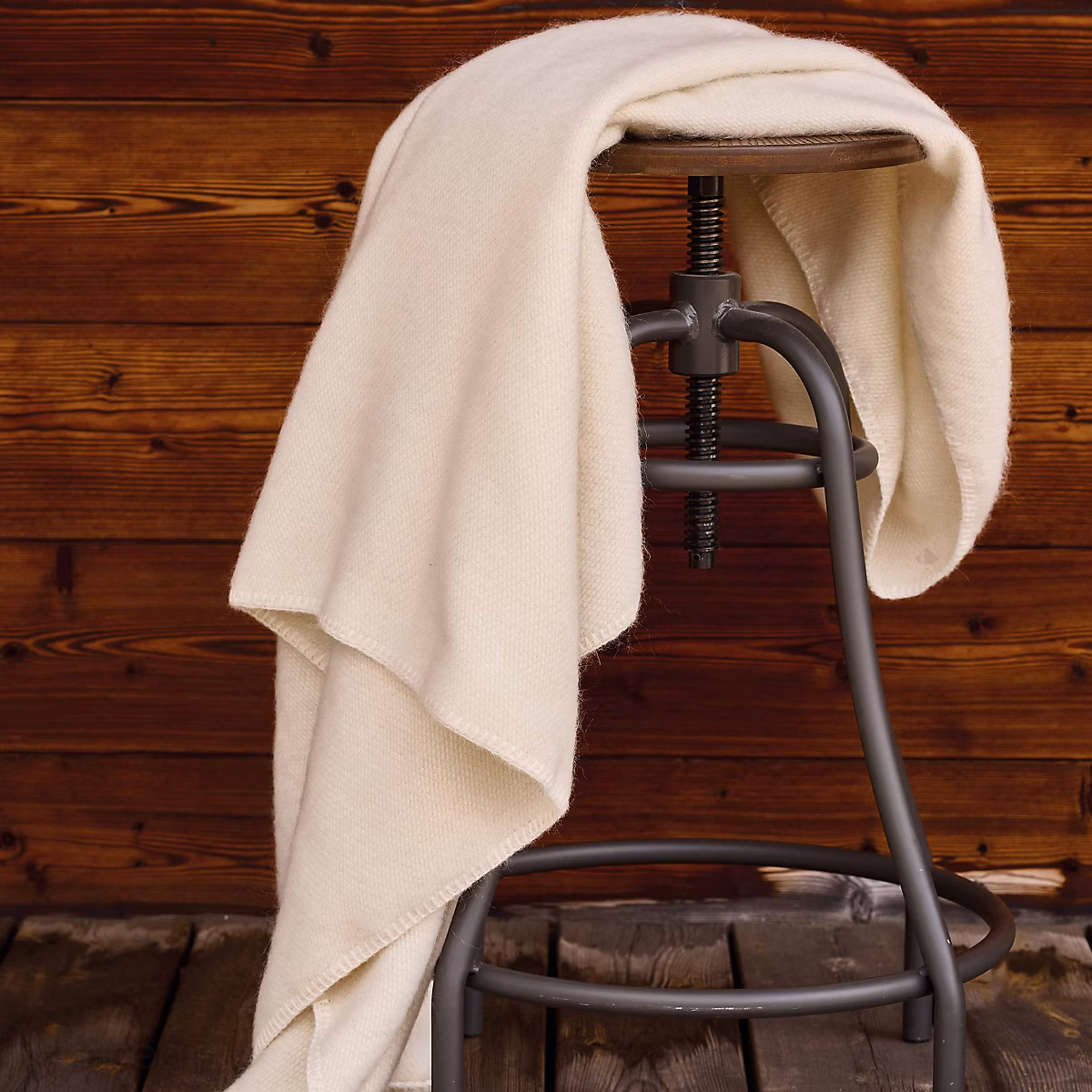 Couverture en laine mélangée 180 × 240 cm OSLOO beige naturel