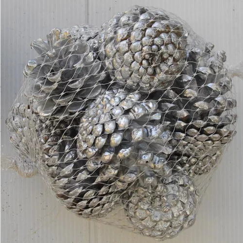 Filet de 12 petites pommes de pin teintées argent pour décoration de Noël