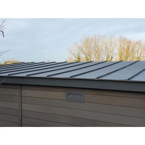 Option toiture bac acier pour abri Green Outside Cannes
