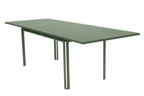 Table Costa avec rallonges coloris vert en aluminium Fermob - 160 x 240 x 91 cm