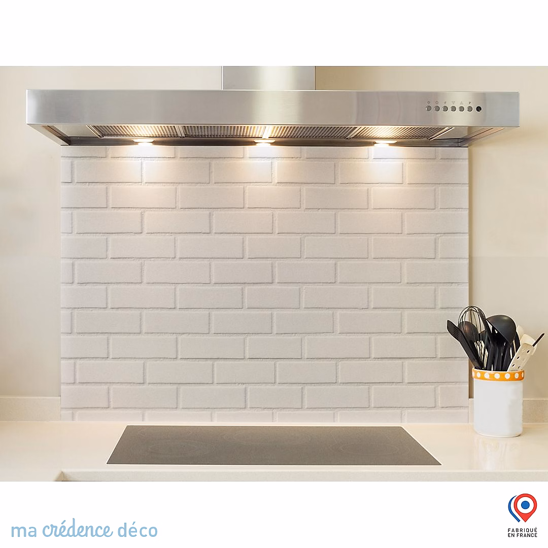 Crédence cuisine fond de hotte Briques blanches – Alu composite, L 60 cm x H 45 cm, MaCrédenceDéco