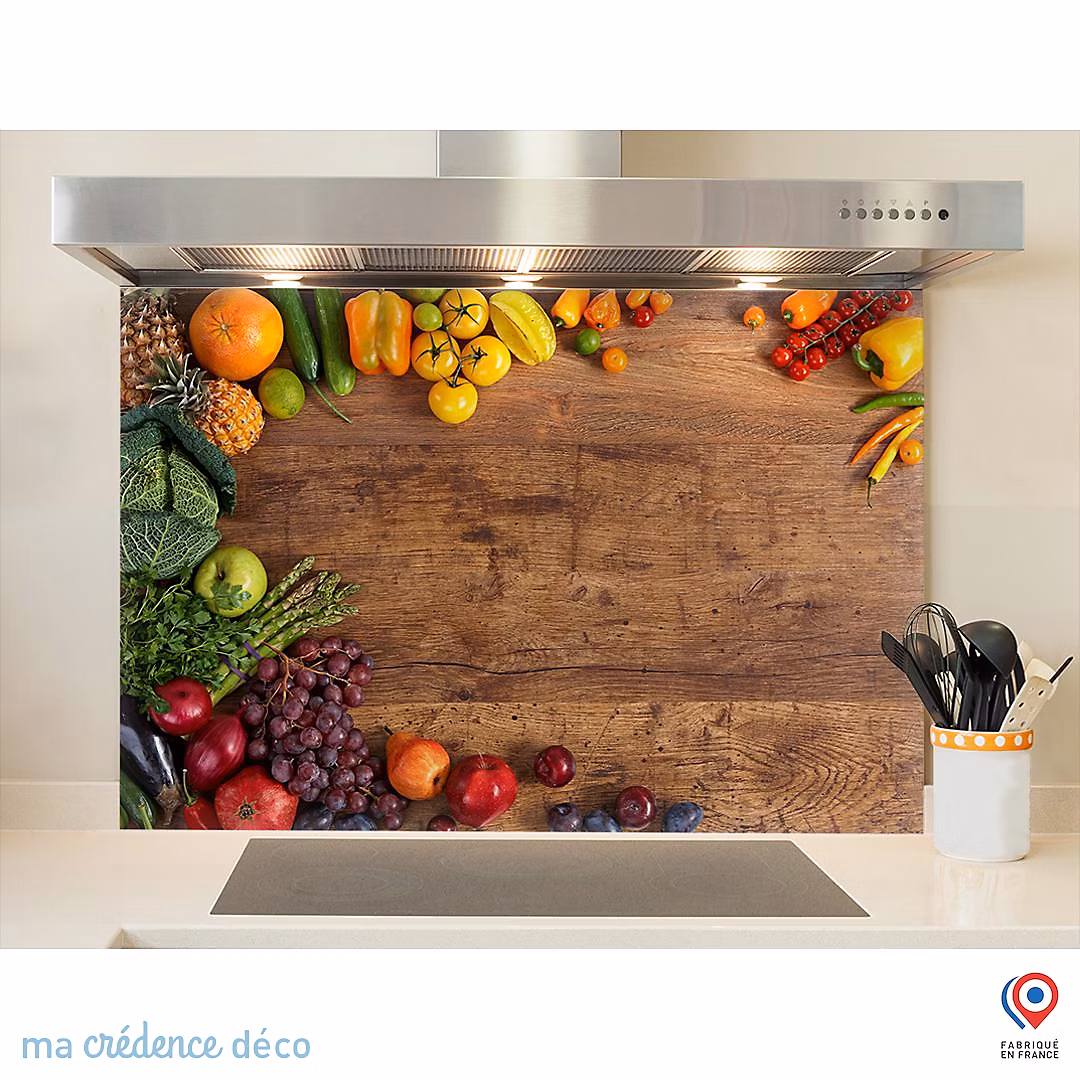Crédence cuisine fond de hotte fruits et légumes sur bois | Verre trempé – L 70 cm x H 60 cm – MaCrédenceDéco
