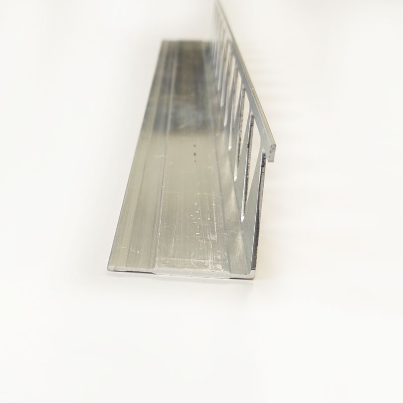 Bordure de jardin en aluminium - plusieurs hauteurs - Tcourb