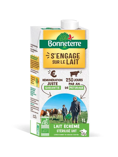 Lait stérilisé écrémé en brique de 1 L