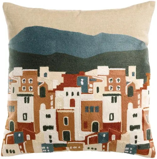 Coussin carré brodé motif village Elie - 45 x 45 cm