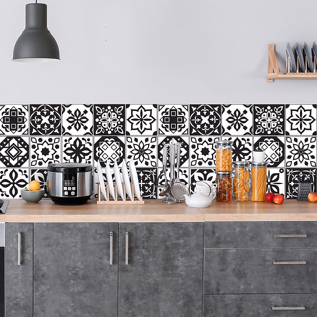 Crédence adhésive carreaux de ciment noir et blanc 60 × 300cm